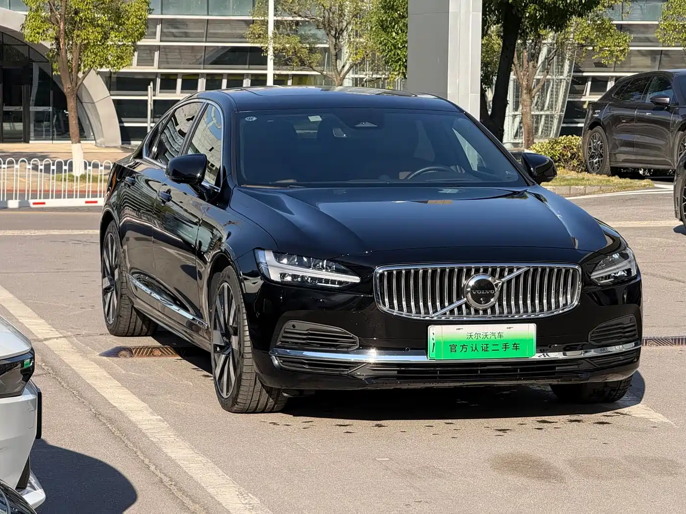 VOLVO S90 PLUG IN HYBRID