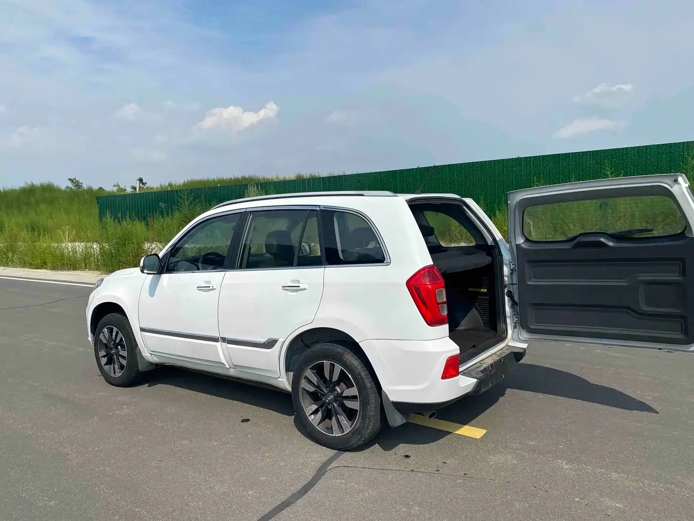 Chery Tiggo 3 2017 2016 1.6L CVT Smart Edition
