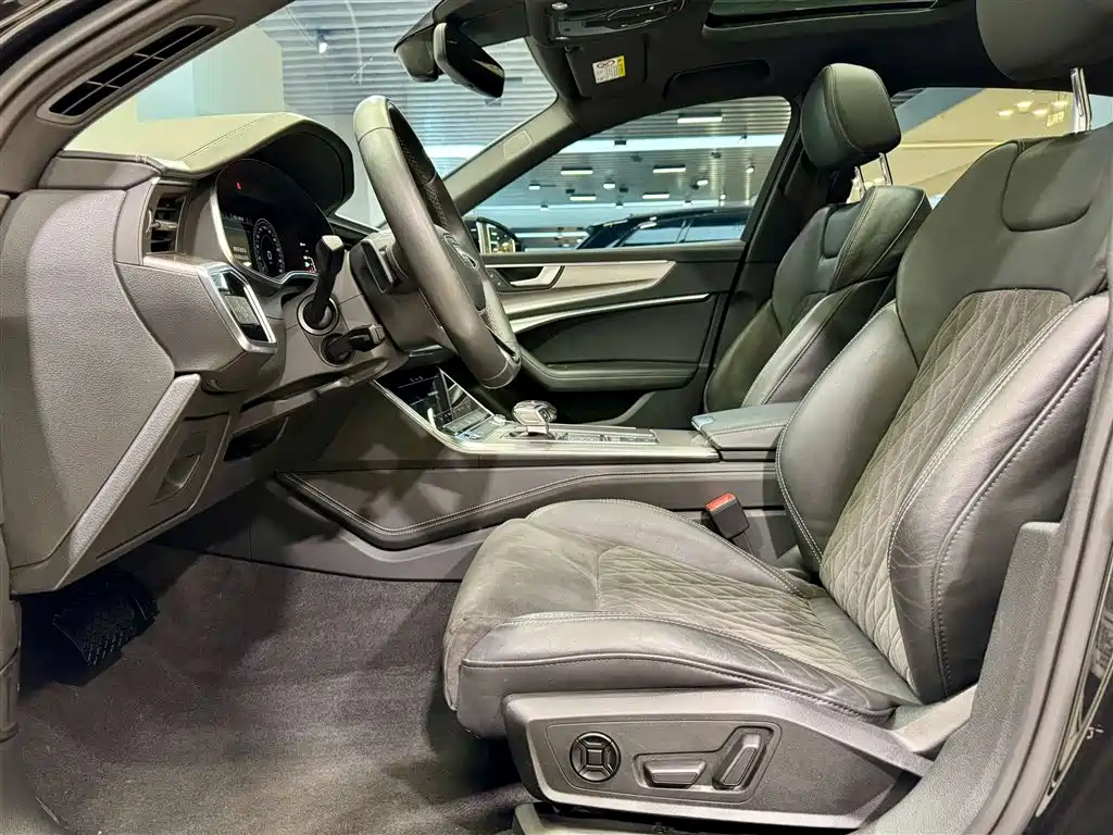Audi A6L 2021 55 TFSI quattro Premium Dynamic фото 18