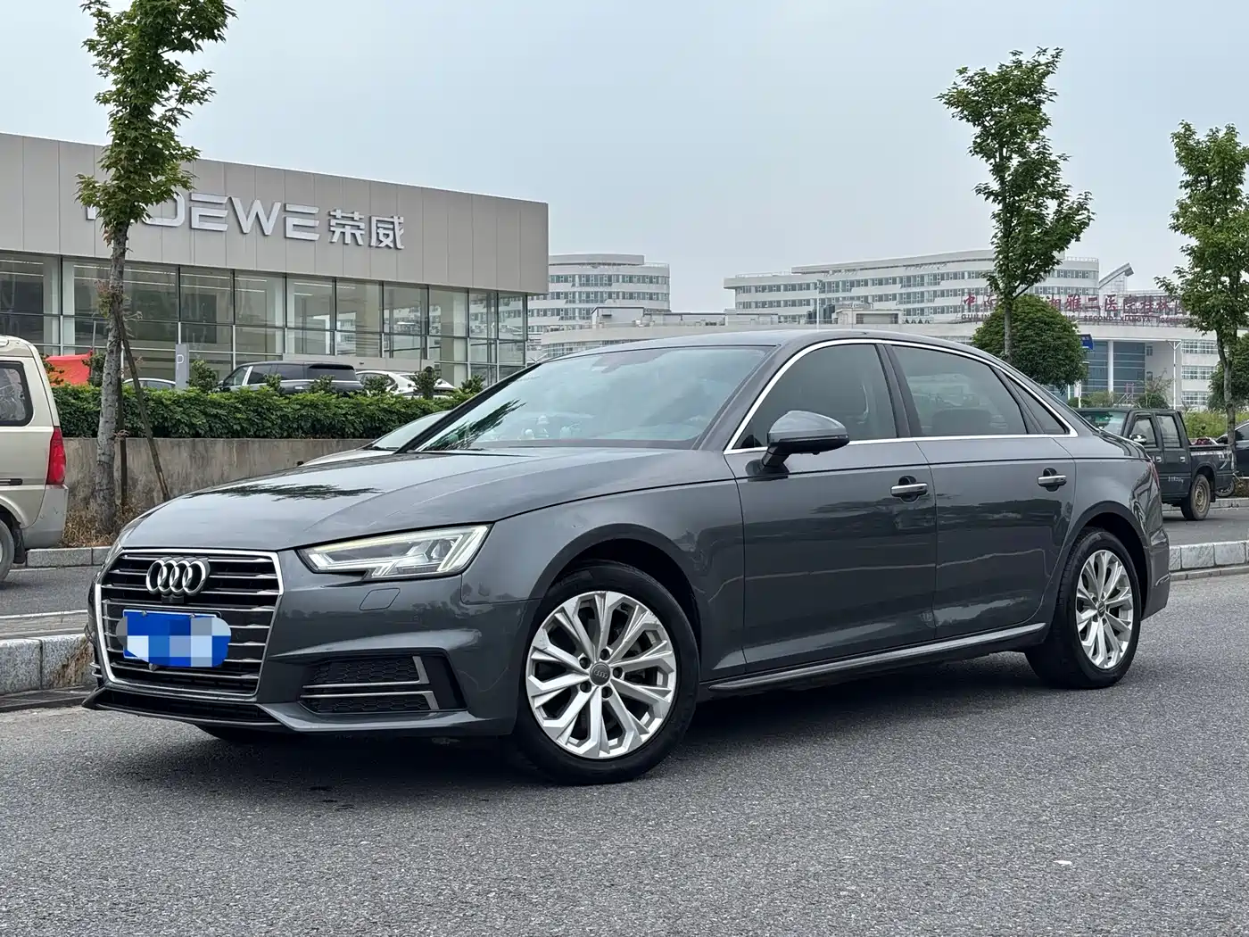 Audi A4L 2019 40 TFSI Progressive (China V)