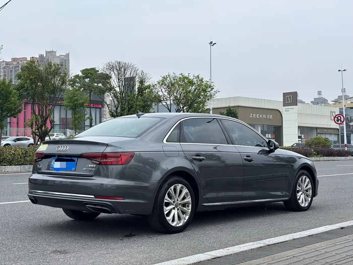 Audi A4L 2019 40 TFSI Progressive (China V) фото 5