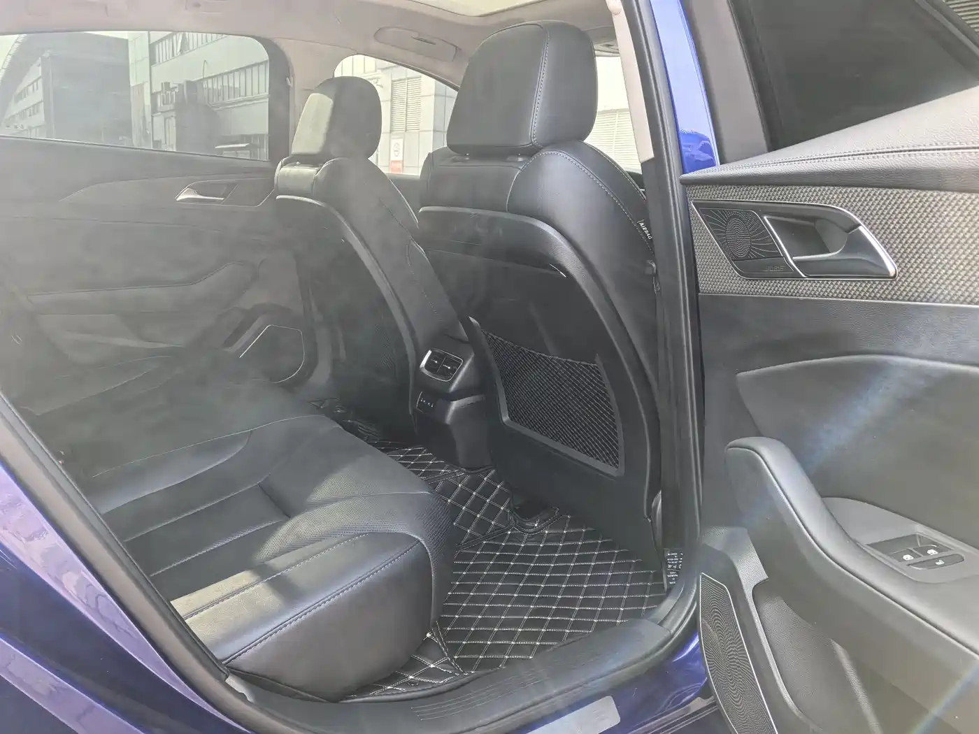 Hongqi H5 2022 Classic 1.8T Auto Smart Connect Flagship фото 10