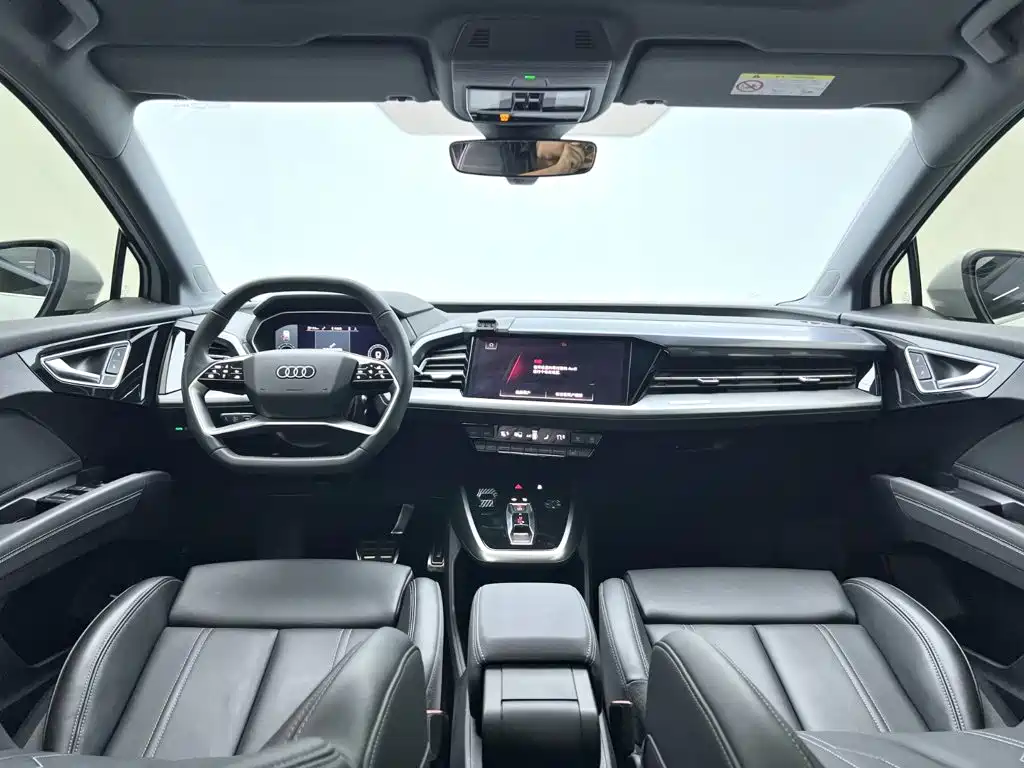 Audi Q4 e-tron 2024 2023 40 e-tron Pioneer Edition
