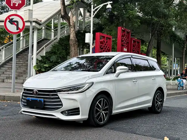  BYD Song MAX 2018 1.5T Auto Smart Connected Premium 7-Seater
