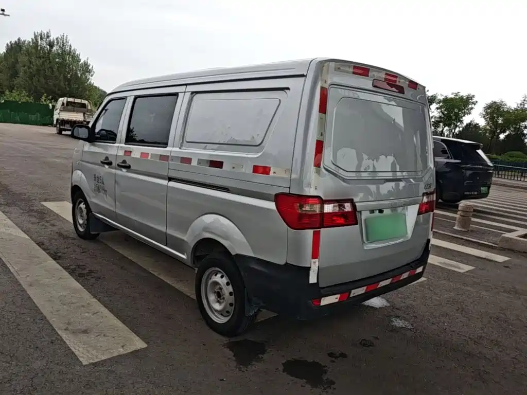 Jinbei Little Sea Lion X30 2024 2023 1.5L Super Comfort Van 2/5 Seats Non-AC SWC15M