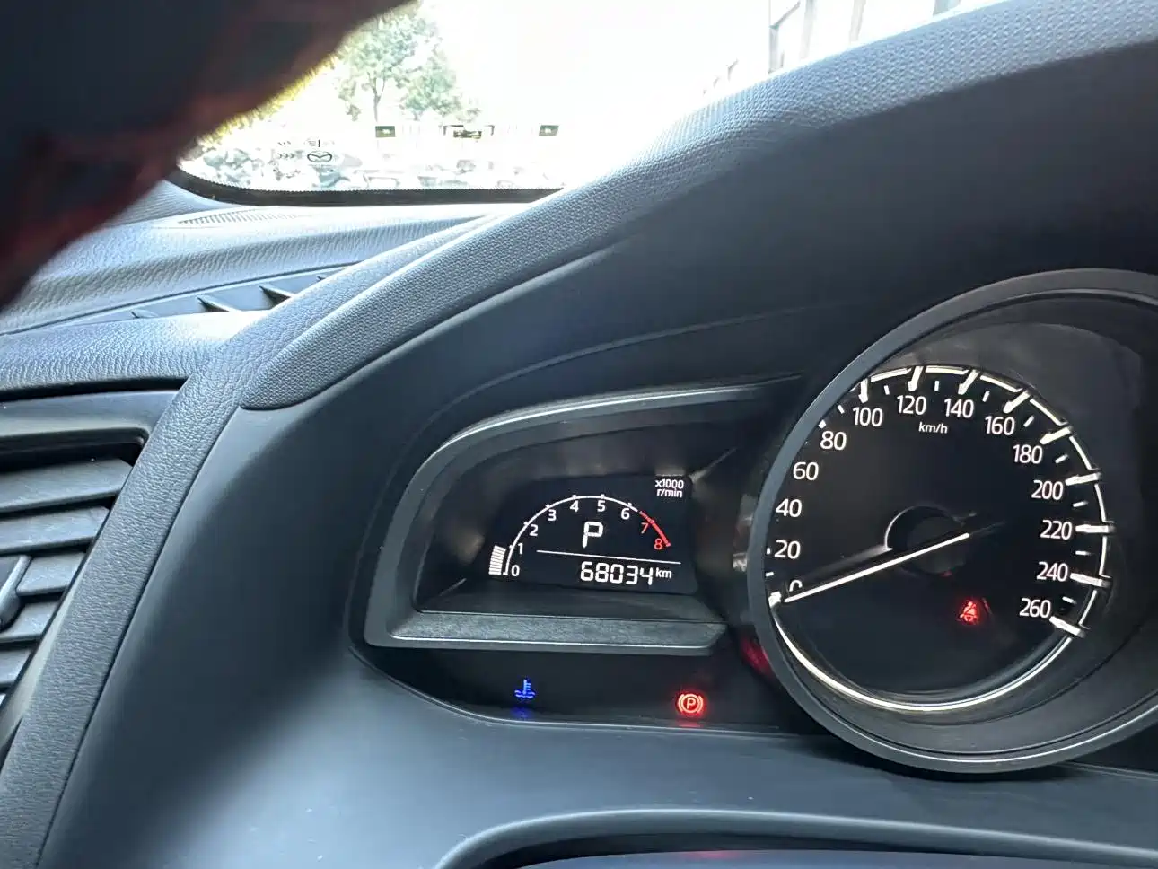 Фото 24 - Mazda CX-4