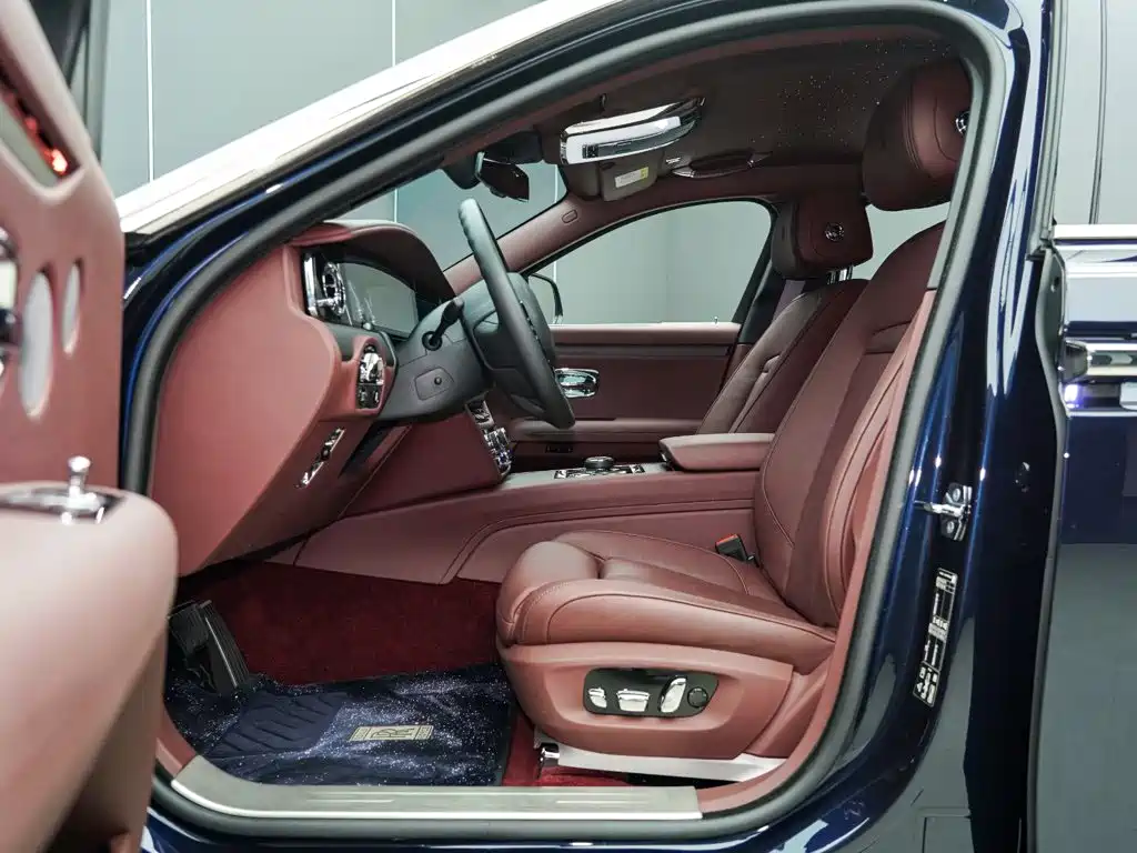 Фото 9 - Rolls-Royce Ghost