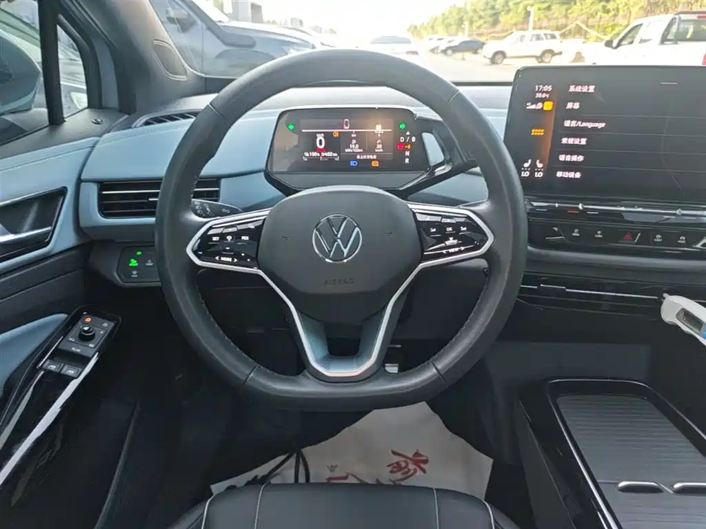 Volkswagen ID.4 X 2023 Pure Long Range Edition фото 11