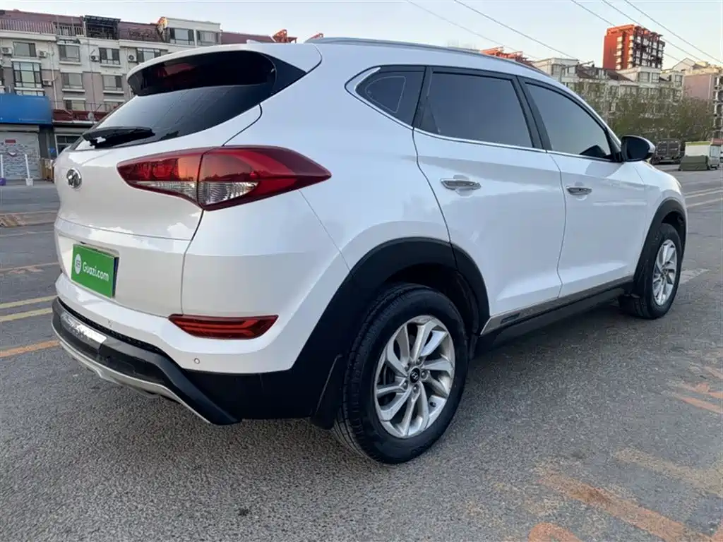 Hyundai Tucson 2015 1.6T Dual Clutch 2WD Smart фото 24