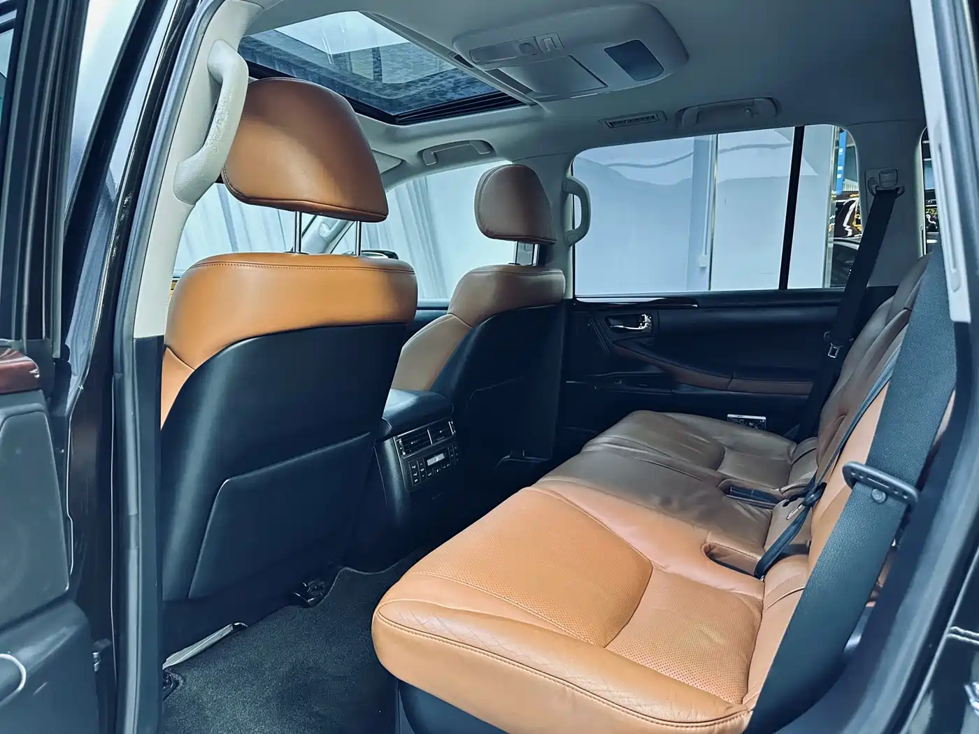 Lexus LX 2011 2009 570