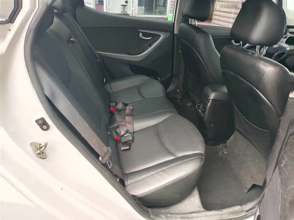 Hyundai Langdong 2015 1.6L Auto Exclusive фото 7