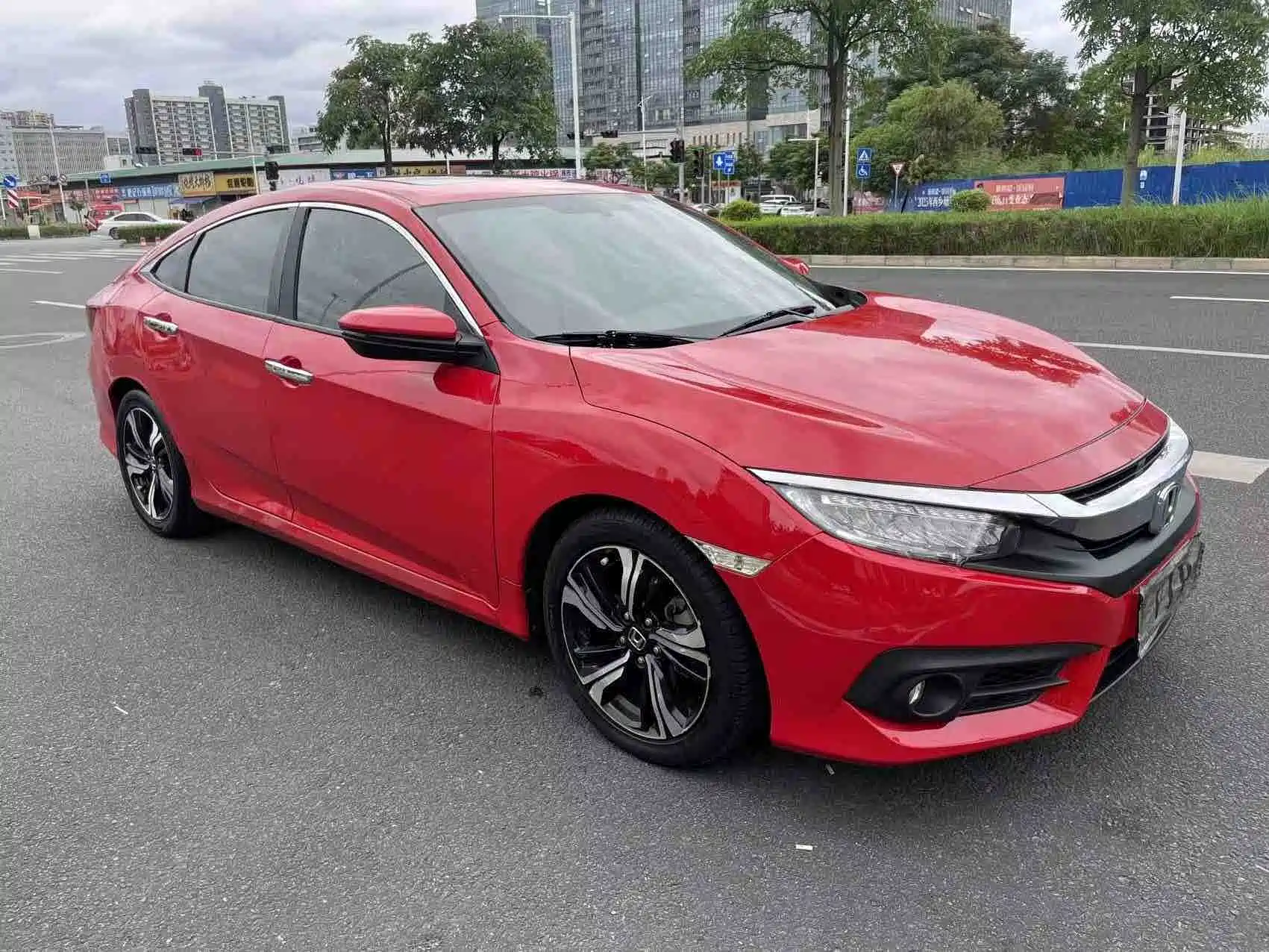 Photo 3 - Honda Civic