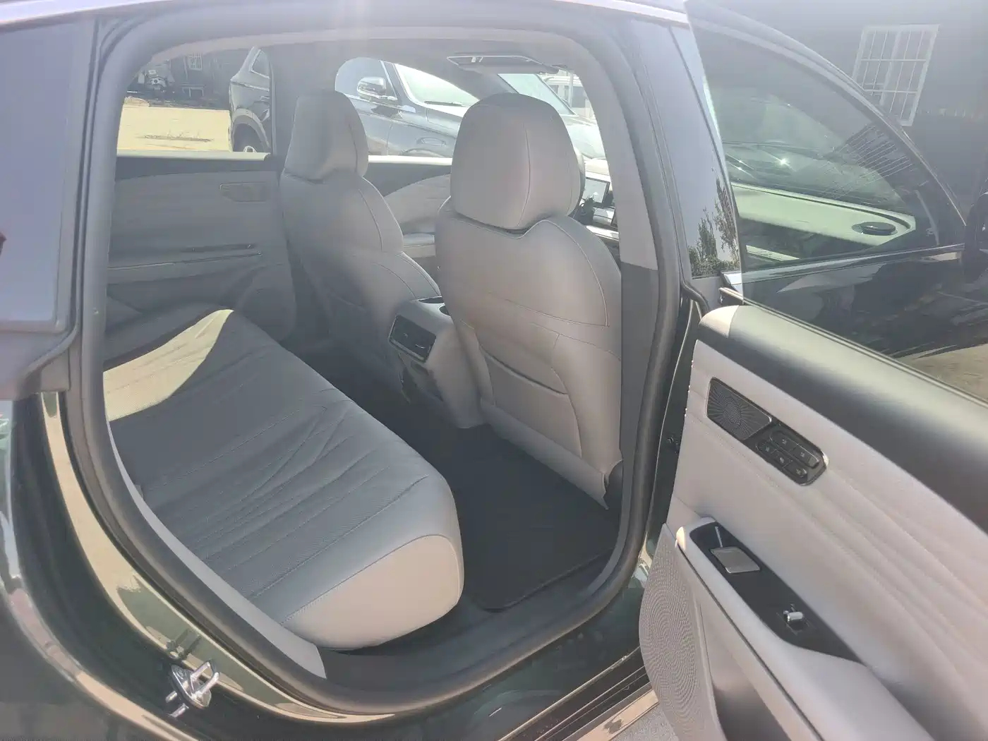 Geely Galaxy Galaxy Xingyao 8 2025 2025 130km EM-P Explorer Edition