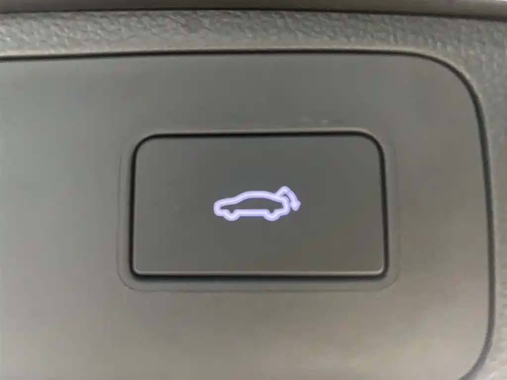 Geely Haoyue L 2026 2026 1.5TD DCT Happiness 7-Seater
