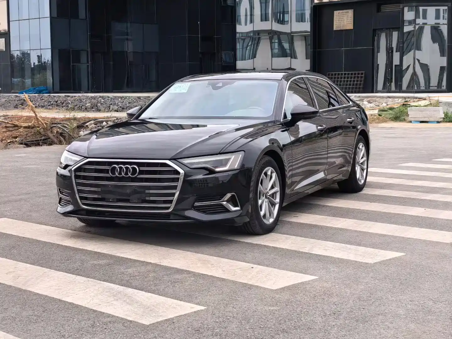Фото 3 - Audi A6L