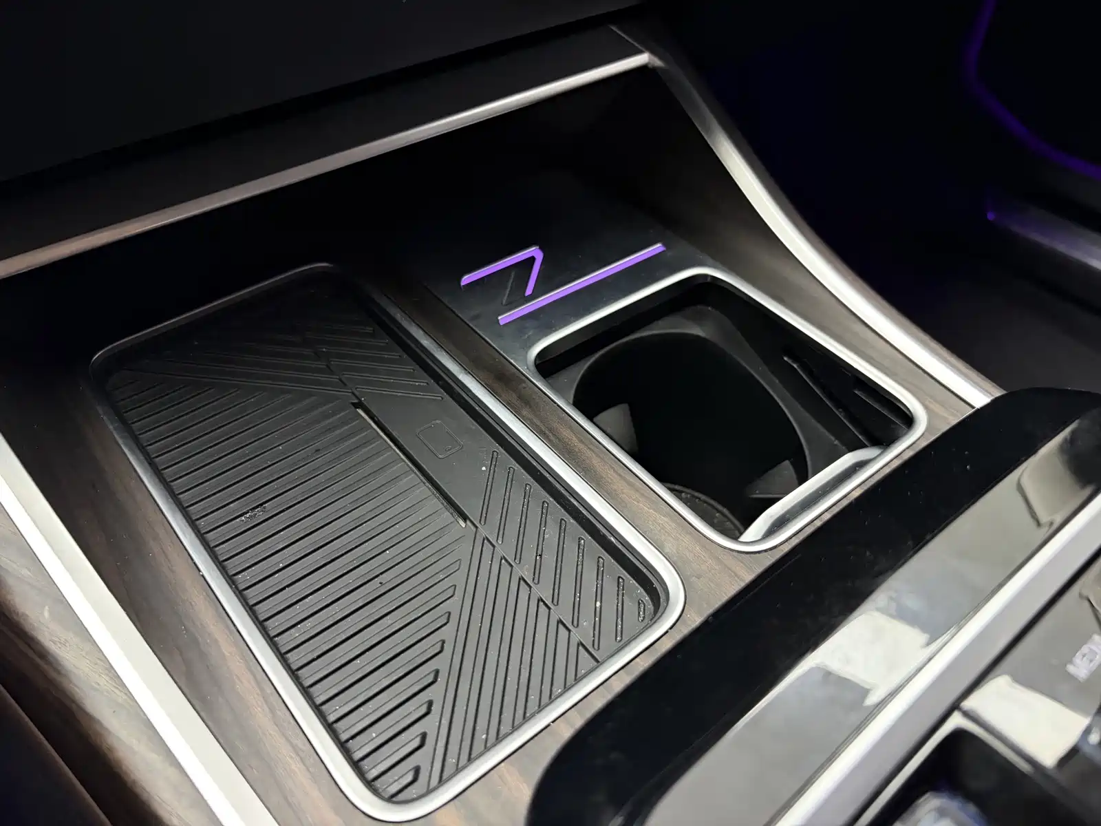 Фото 16 - BMW i7