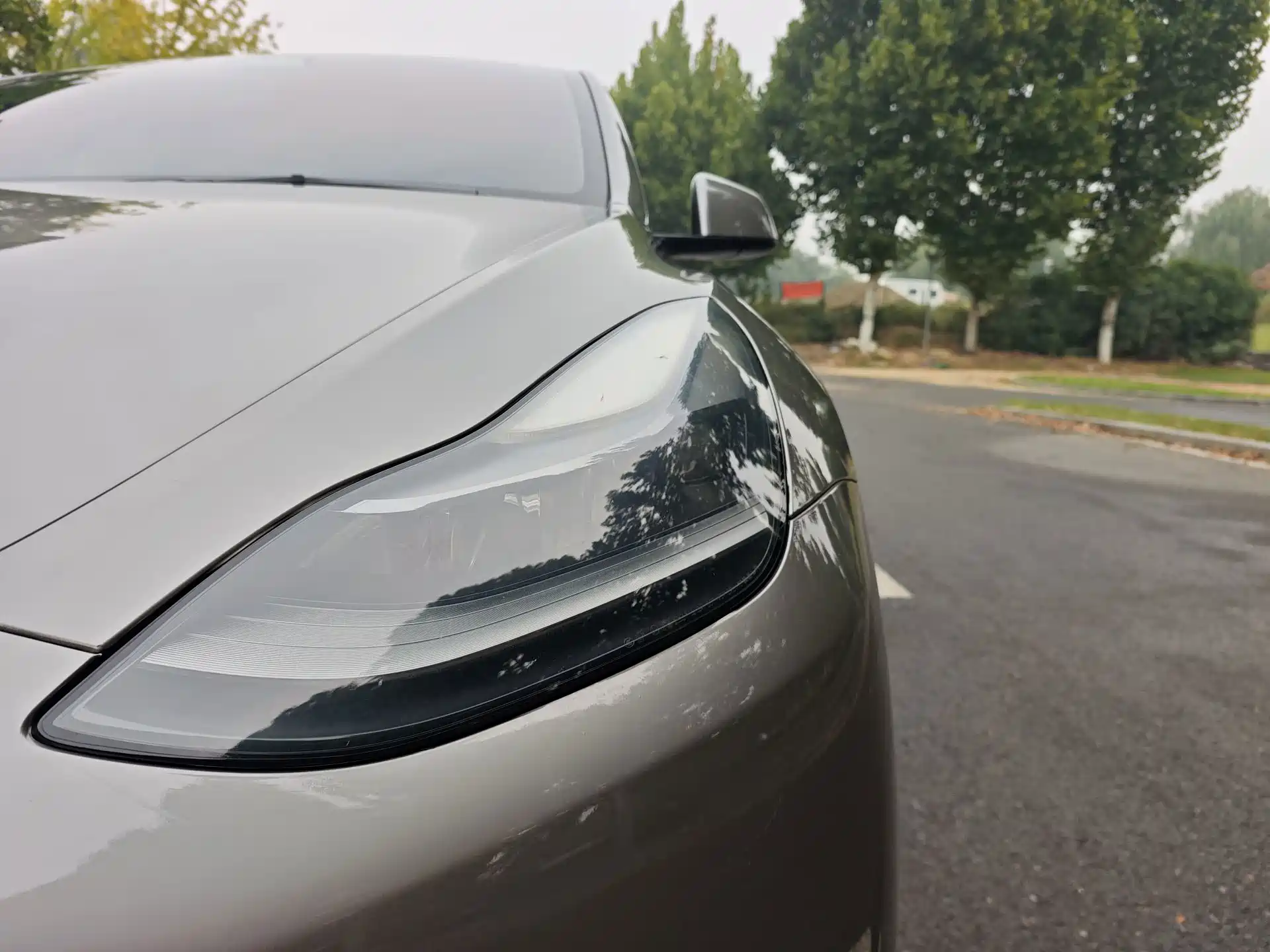 Photo 11 - Tesla Model Y