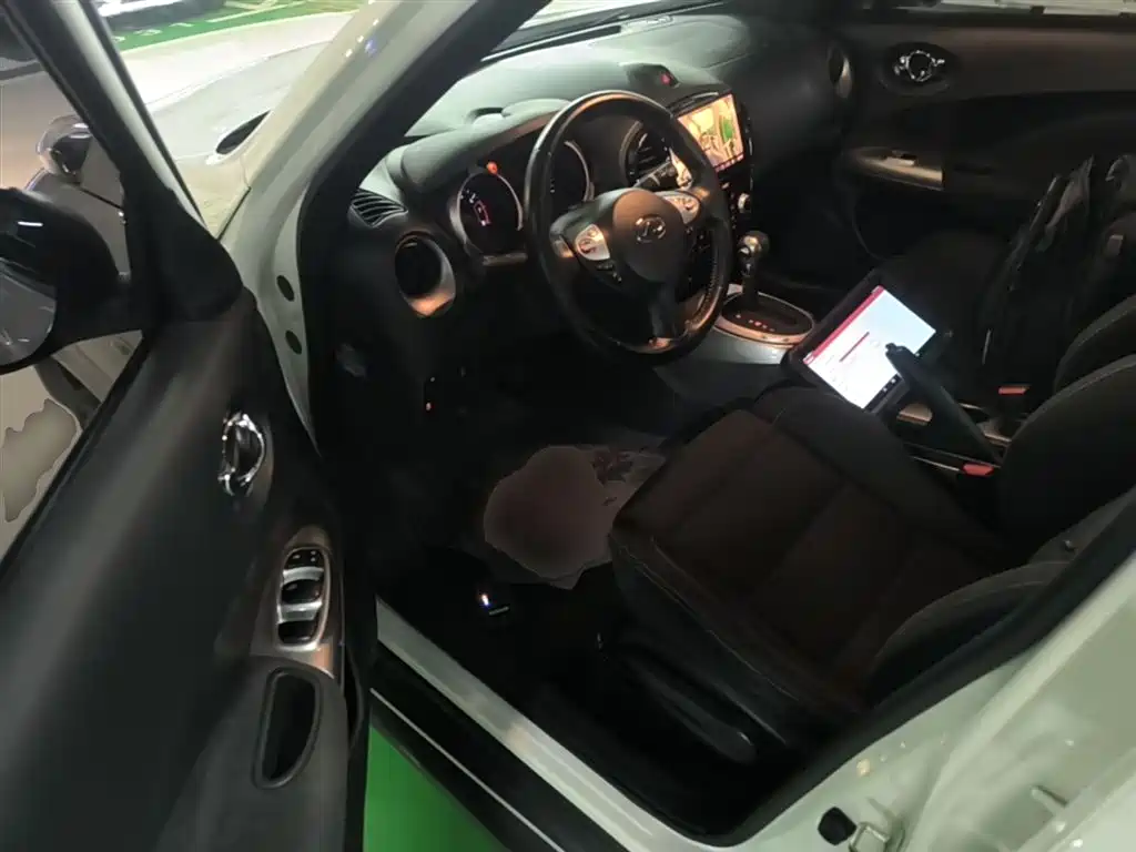 Infiniti ESQ 2019 2014 1.6L Free Edition