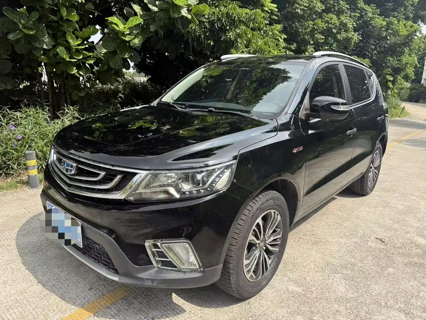 Geely Emgrand X6 2017 2016 1.3T CVT Luxury
