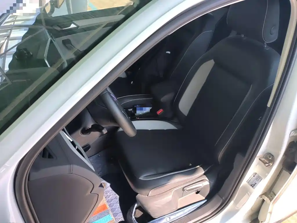 Volkswagen T-Roc, миниатюра 15