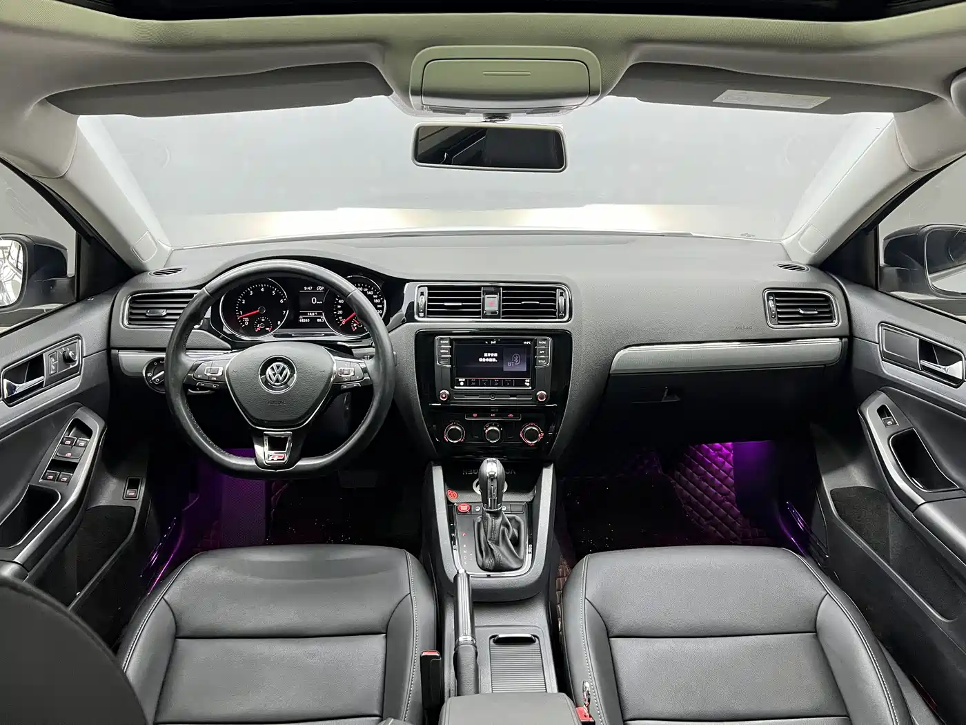 Volkswagen Sagitar 2018 280TSI DSG Comfort фото 4