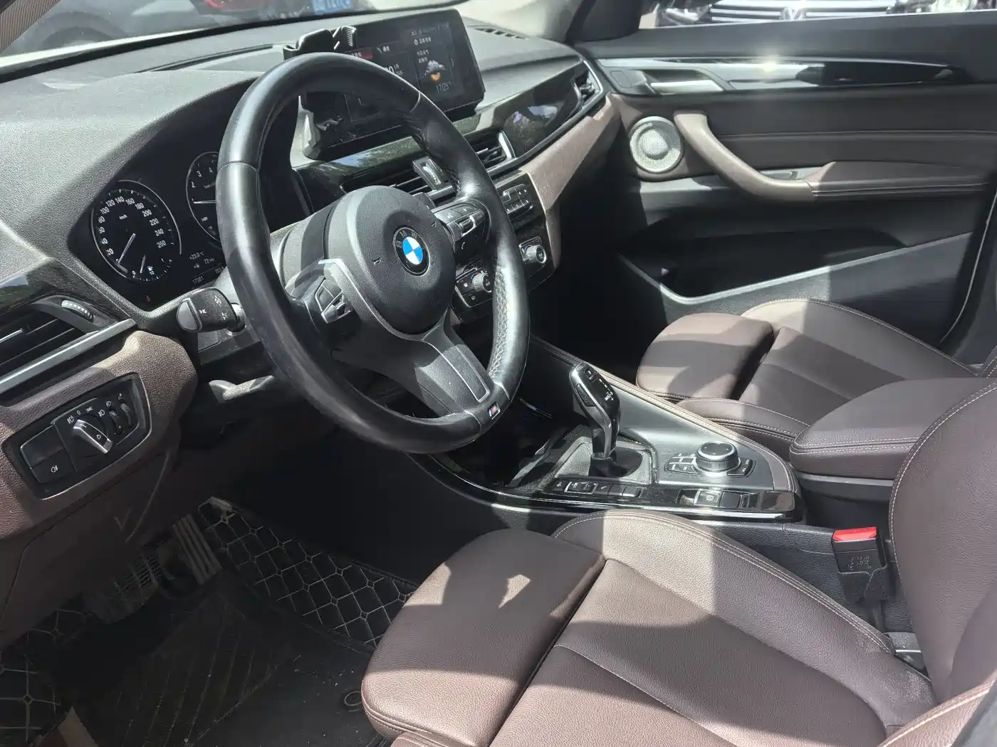 BMW X1 2022 sDrive20Li Premium фото 6