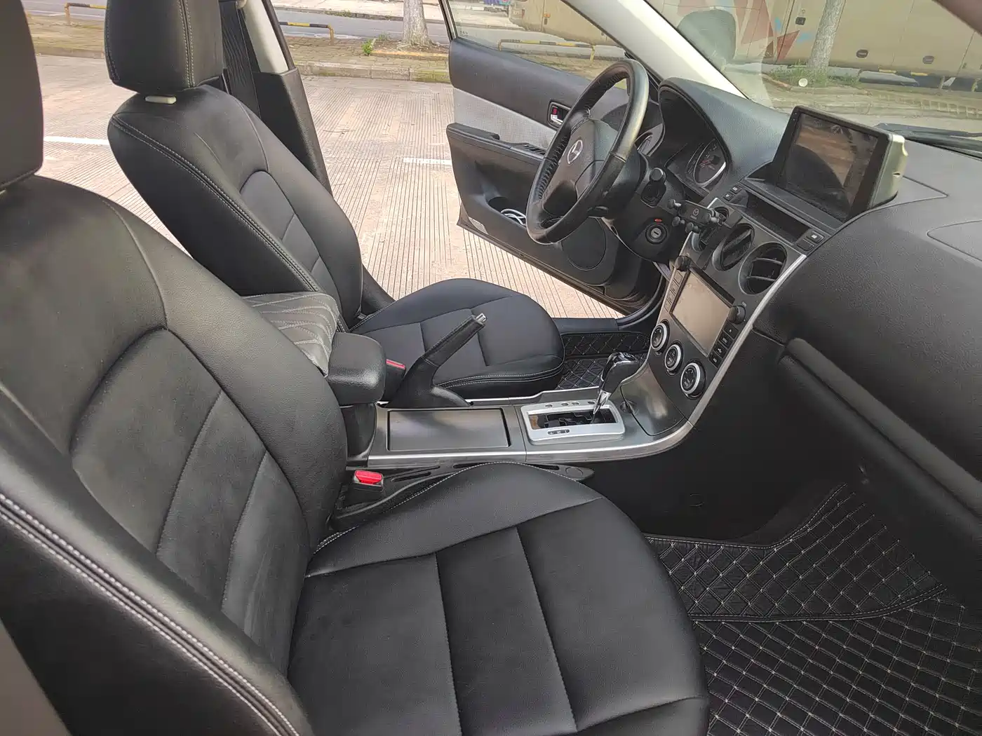 Фото 5 - Mazda 6