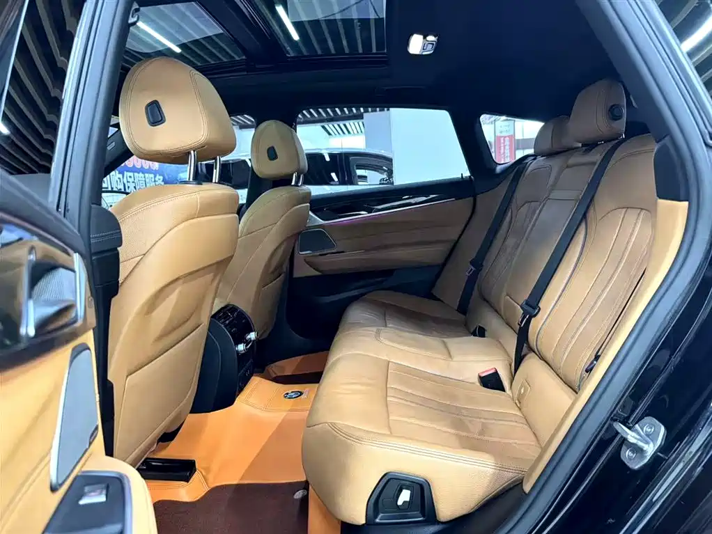 BMW 6 Series GT 2021 630i M Sport Package фото 13