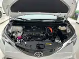 Фото 21 - Toyota Sienna