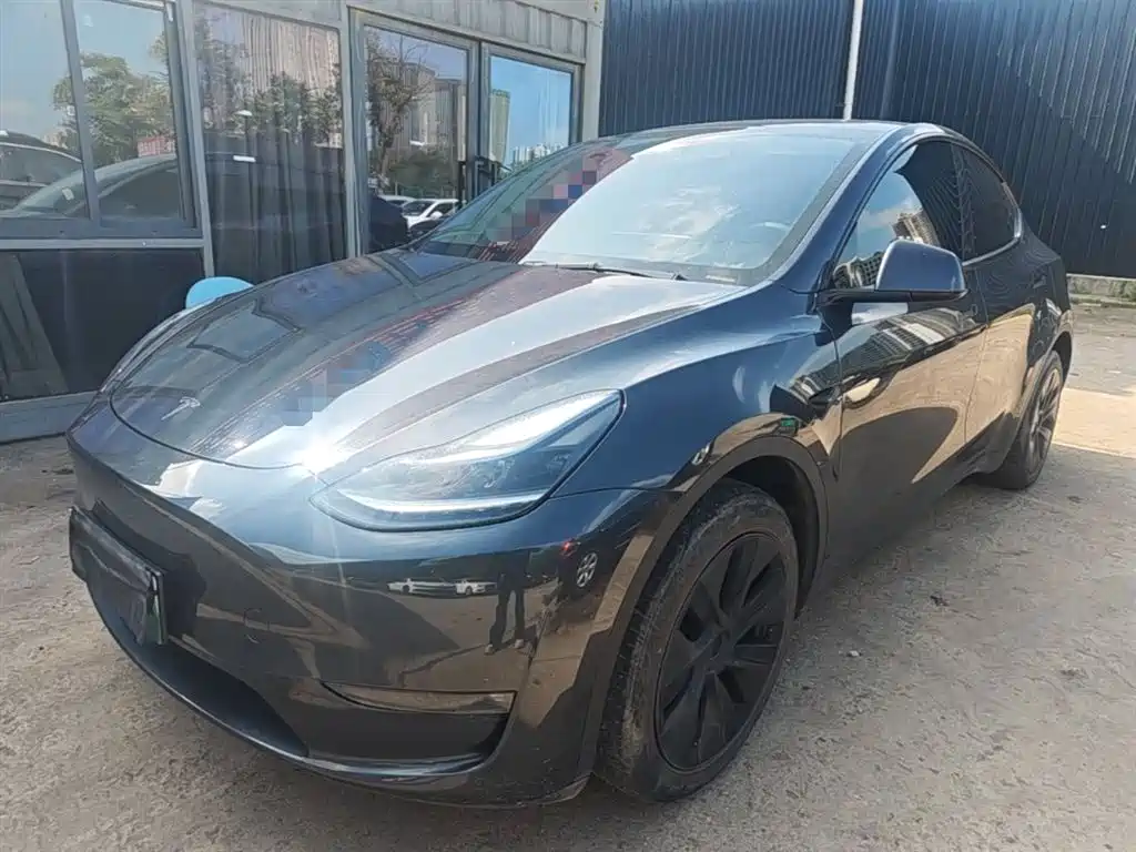 Tesla Model Y 2023 High Performance All-Wheel Drive Edition