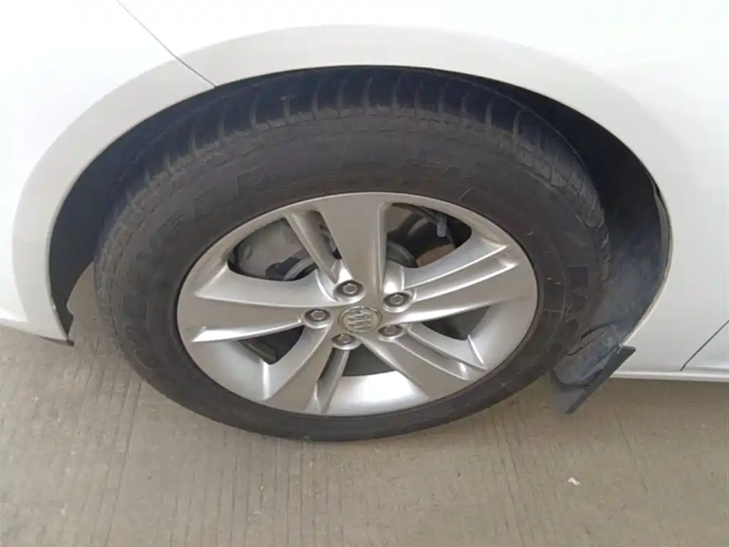 Buick Regal 2019 20T Elite China VI фото 23