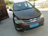 Фото 4 - Baojun 730