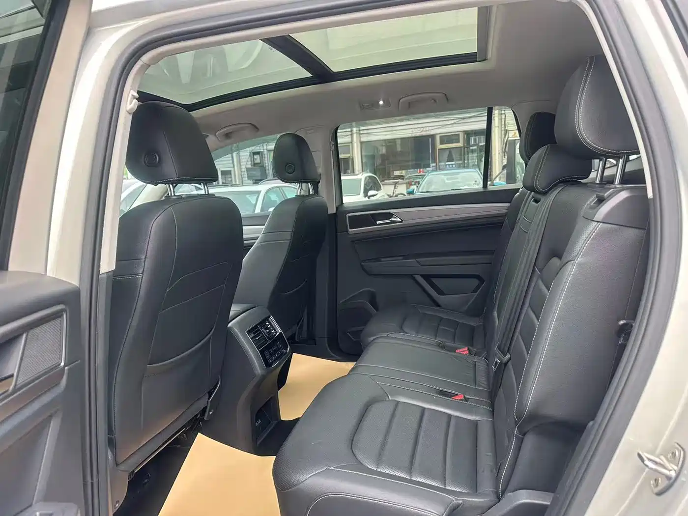 Volkswagen Teramont 2017 380TSI 4WD Luxury Edition фото 5