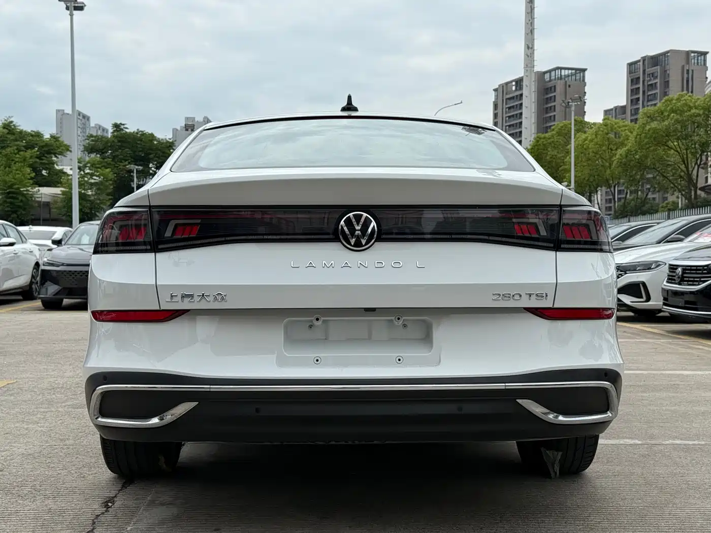 Volkswagen Lamando 2023 Lamando L 280TSI DSG Cool Edition фото 6