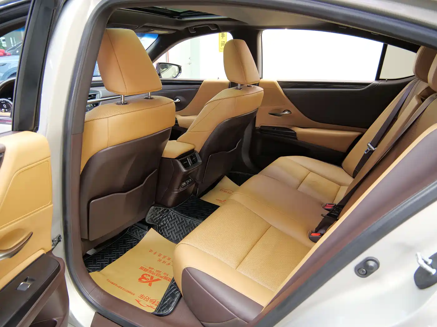 Lexus ES 2020 Model 260 Excellence Edition China V фото 10