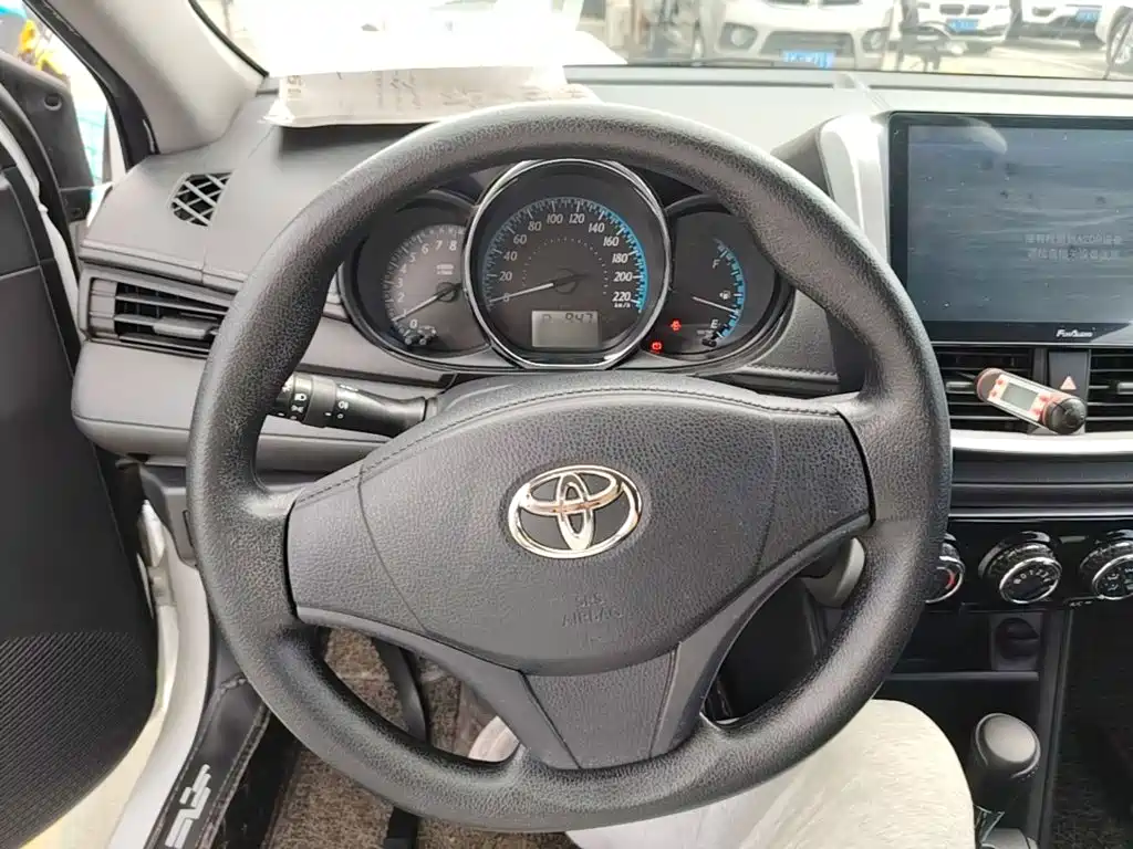 Фото 11 - Toyota YARiS L Zhi Xiang