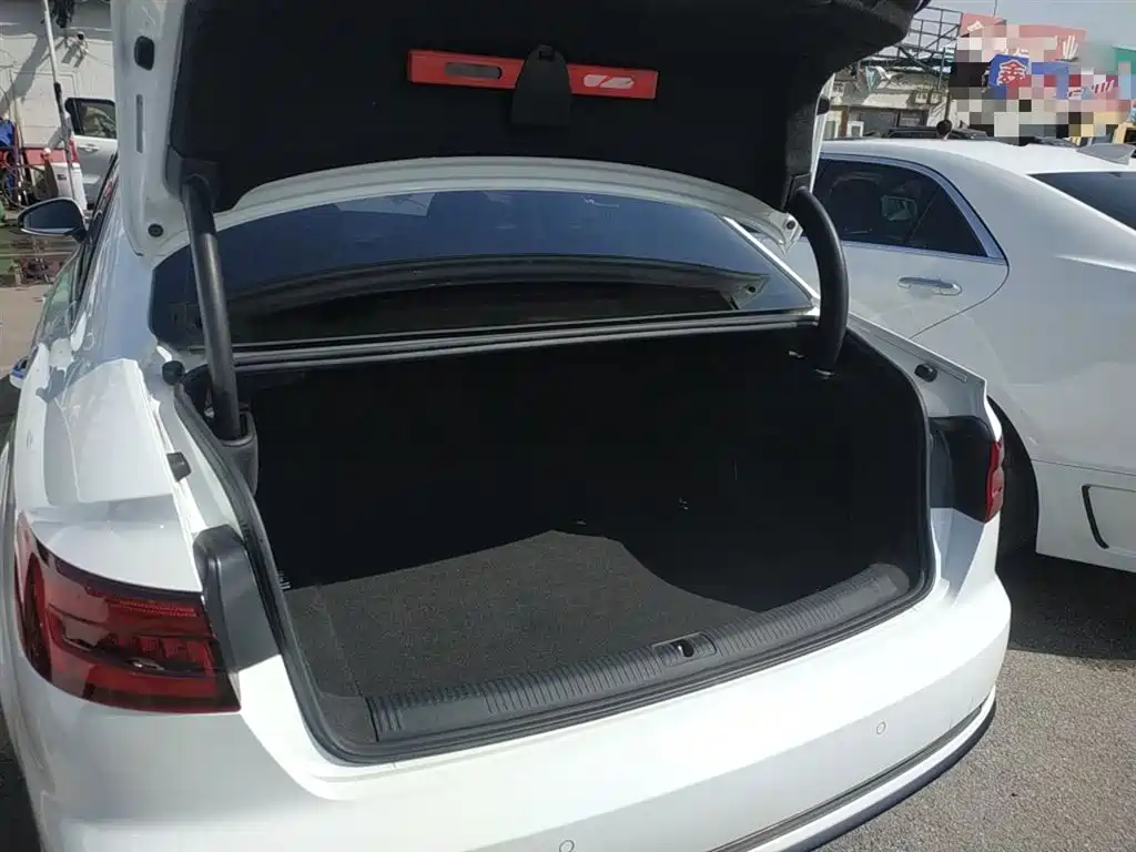 Audi A4L 2019 40 TFSI Progressive (China VI) фото 10