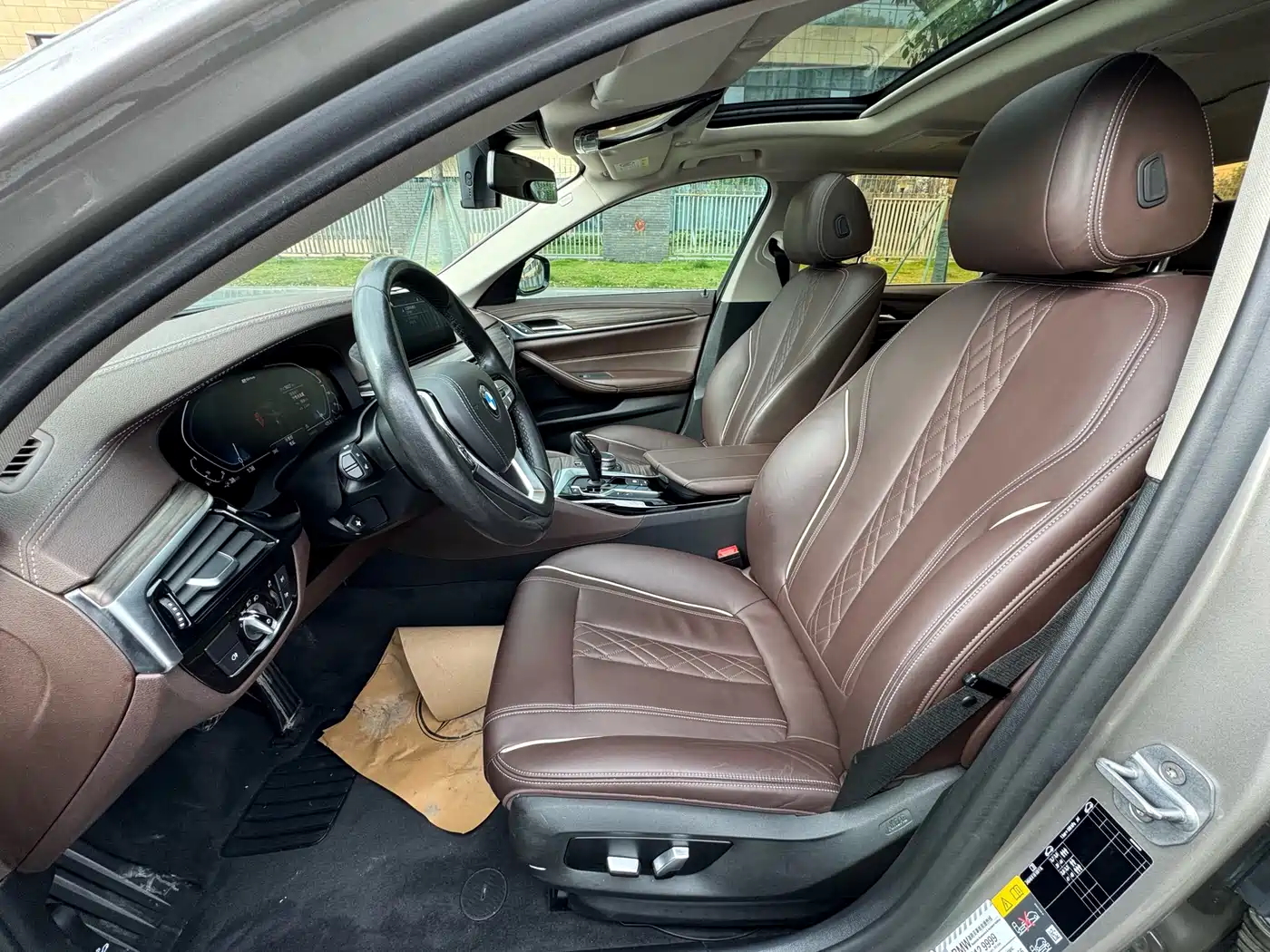 BMW 5 Series New Energy 2020 530Le Range Upgrade Luxury Package фото 4