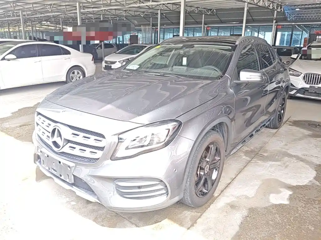 Mercedes-Benz GLA 2019 GLA 200 Fashion