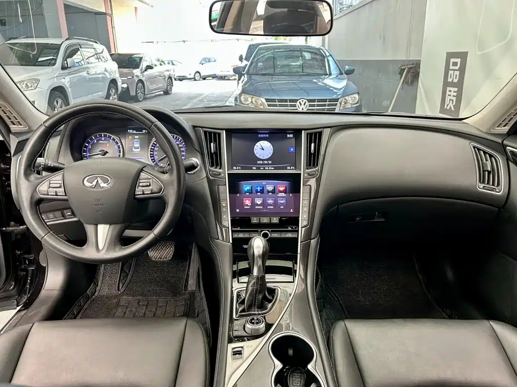 Infiniti Q50L 2017 2016 Model 2.0T Comfort Edition