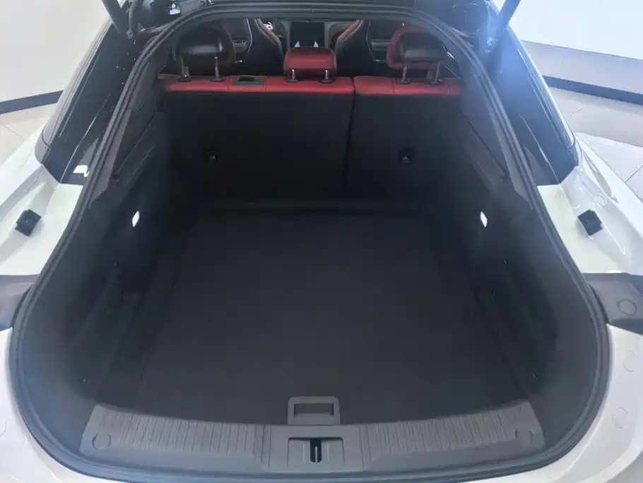 2026 Hongqi H6