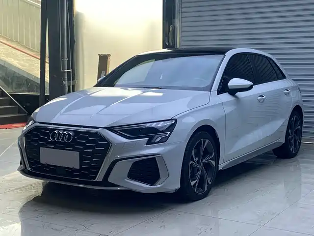 Audi A3 2021 Sportback 35 TFSI Luxury Sport