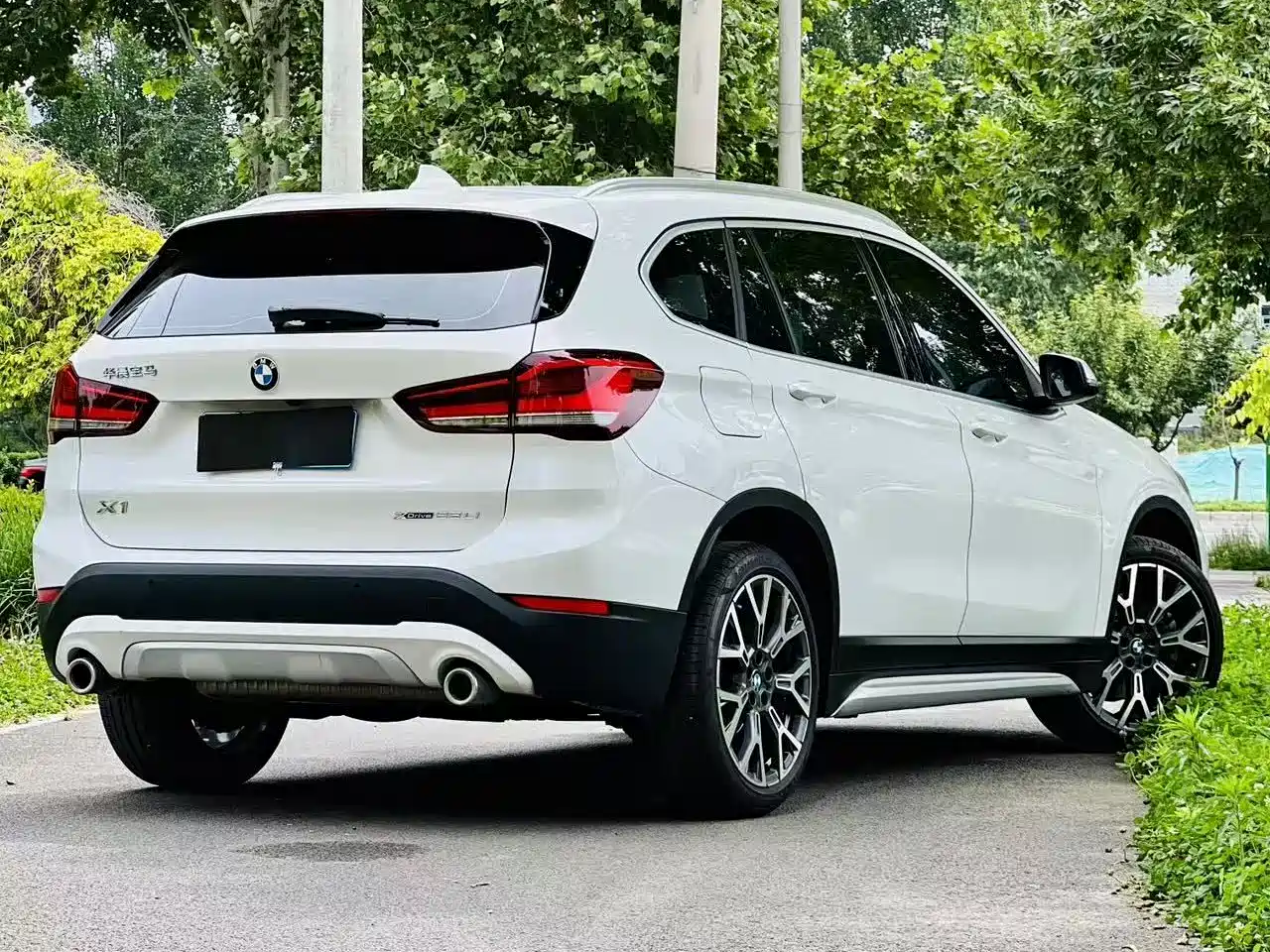BMW X1 2022 xDrive25Li Premium фото 4