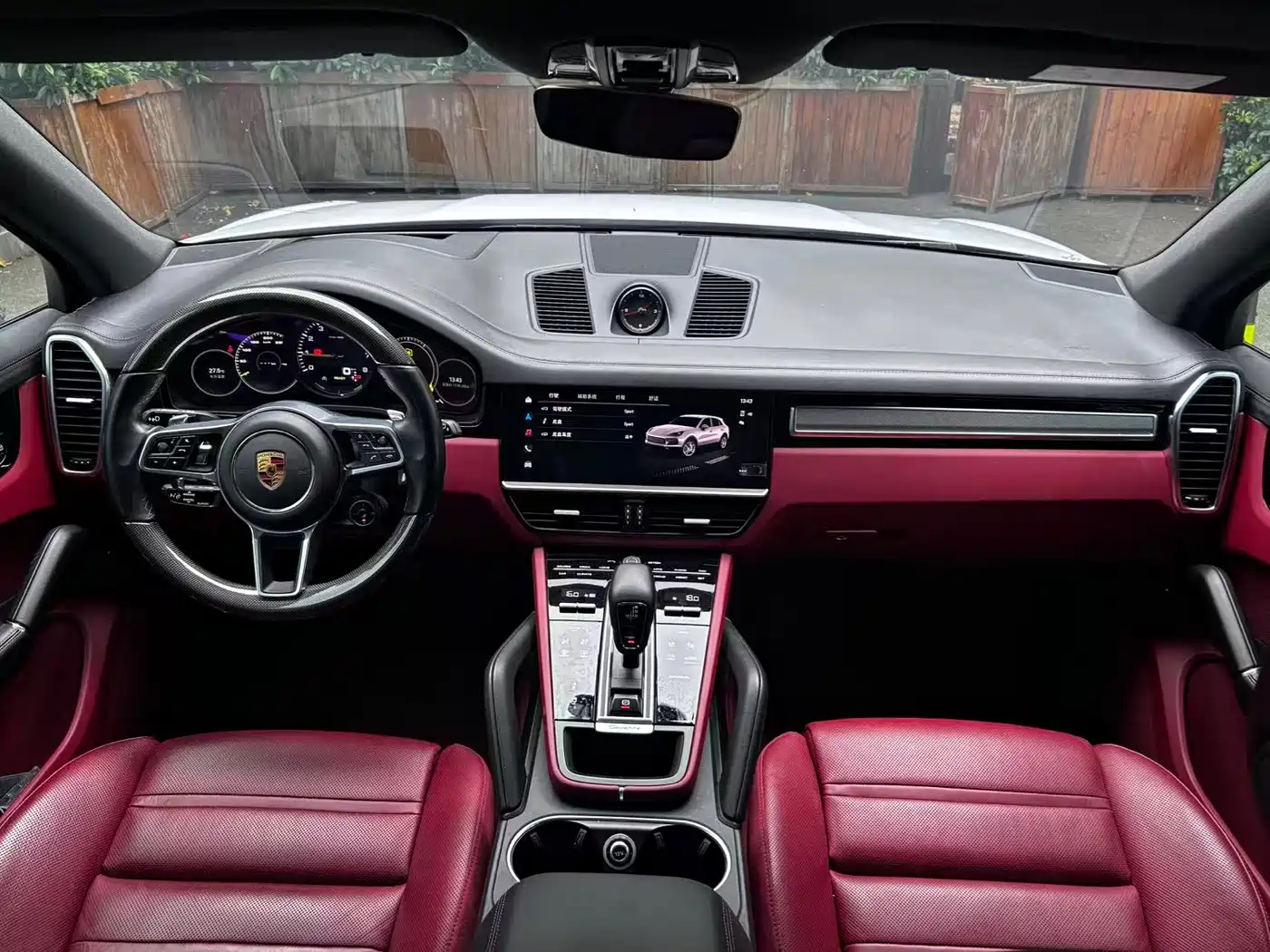 Porsche Cayenne New Energy 2022 Cayenne E-Hybrid 2.0T Platinum Edition фото 9