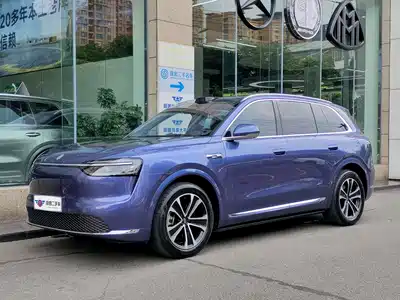 AITO M7