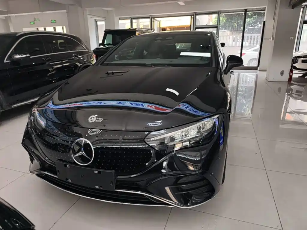 Фото 3 - Mercedes-Benz EQE