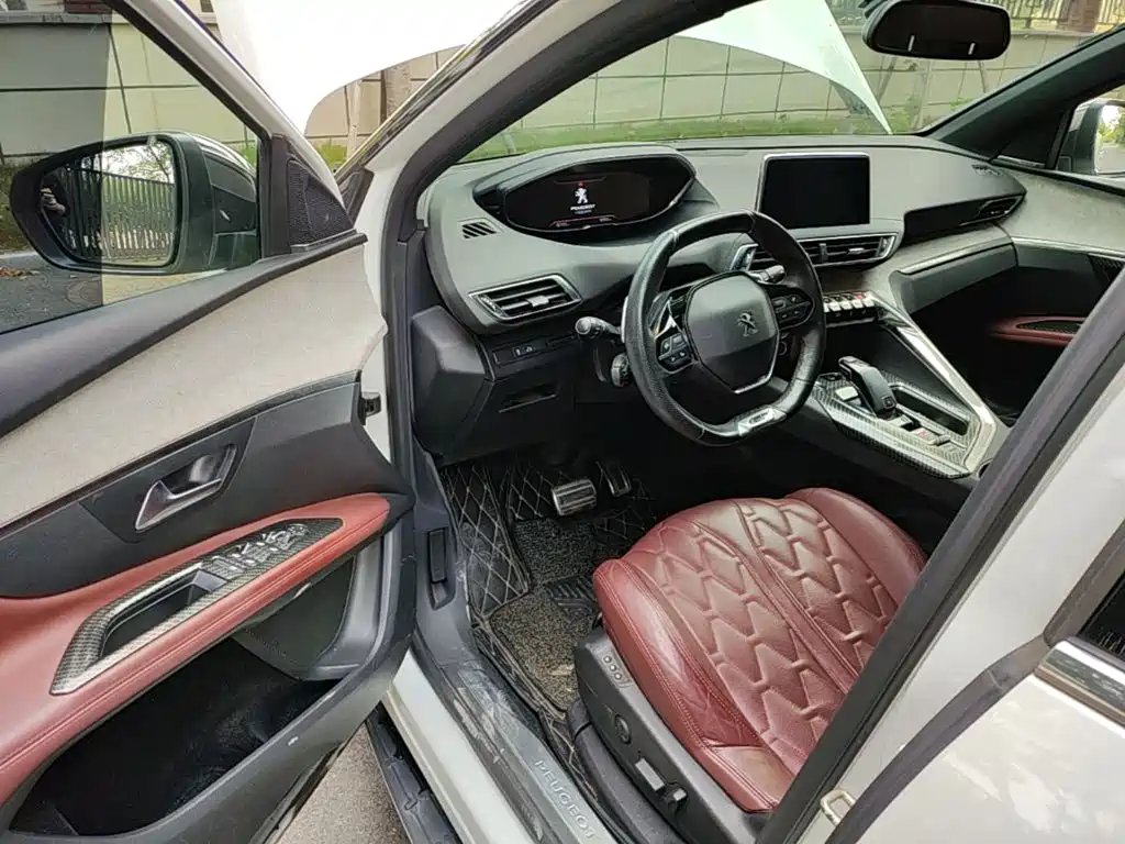 صورة 12 - Peugeot 4008