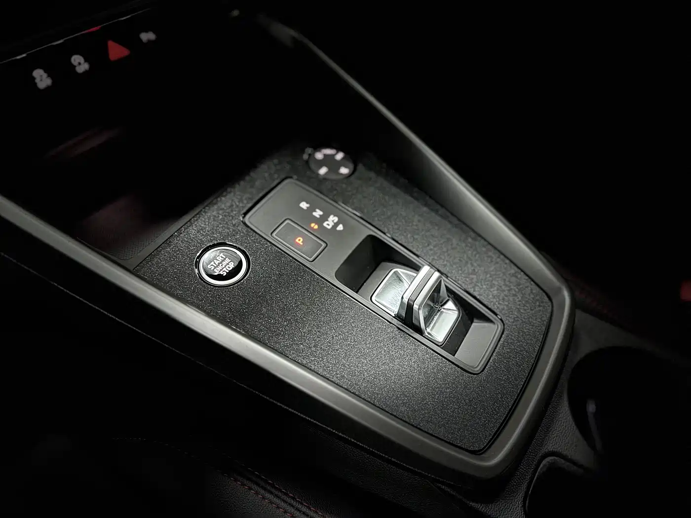 Audi A3 2022 Model A3L Limousine 35 TFSI RS Kit Speed Edition фото 16