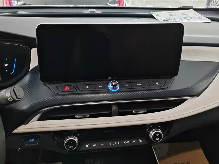 Buick Velite 6 2020 Plug-in Hybrid Connected Smart Edition фото 13
