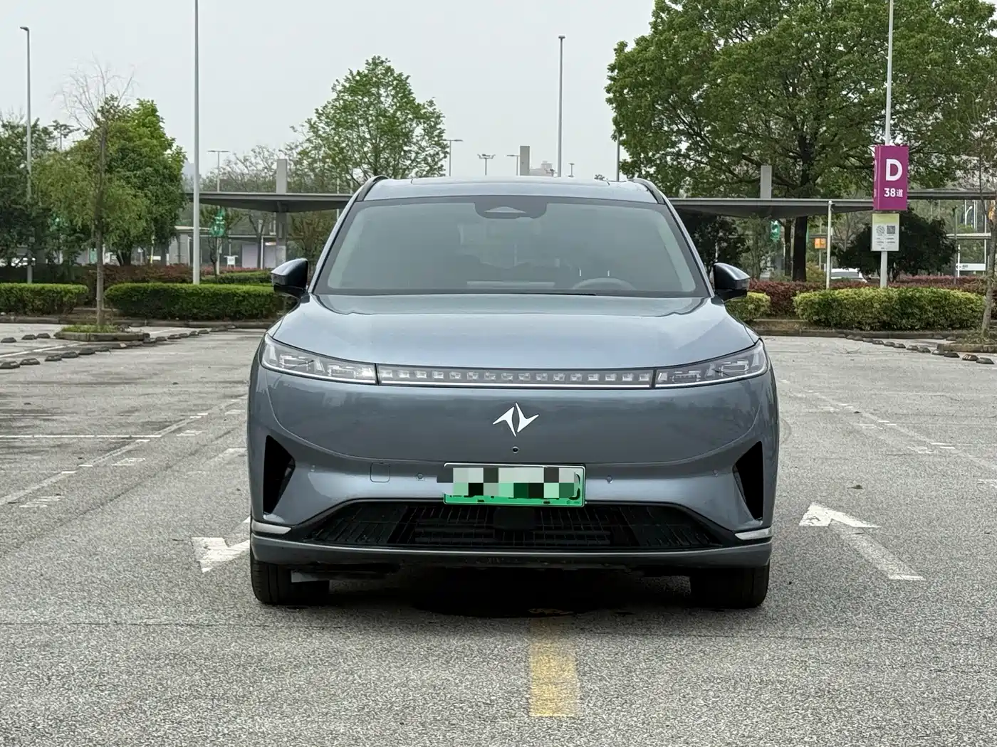 Dongfeng Yipai eπ008 2024 210Max Range Extender 6-Seater фото 2
